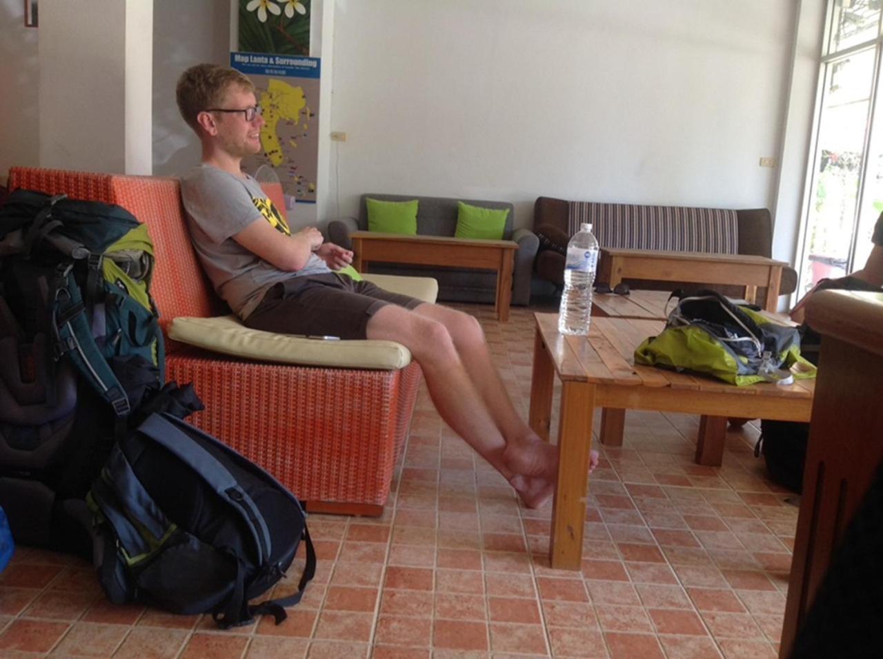 Fan Dee Hostel Koh Lanta Exterior photo