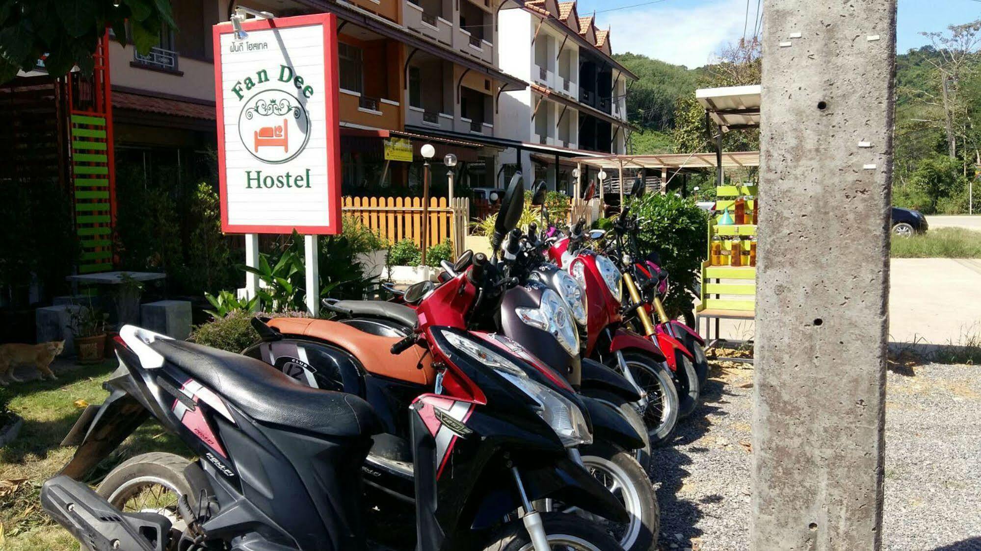 Fan Dee Hostel Koh Lanta Exterior photo